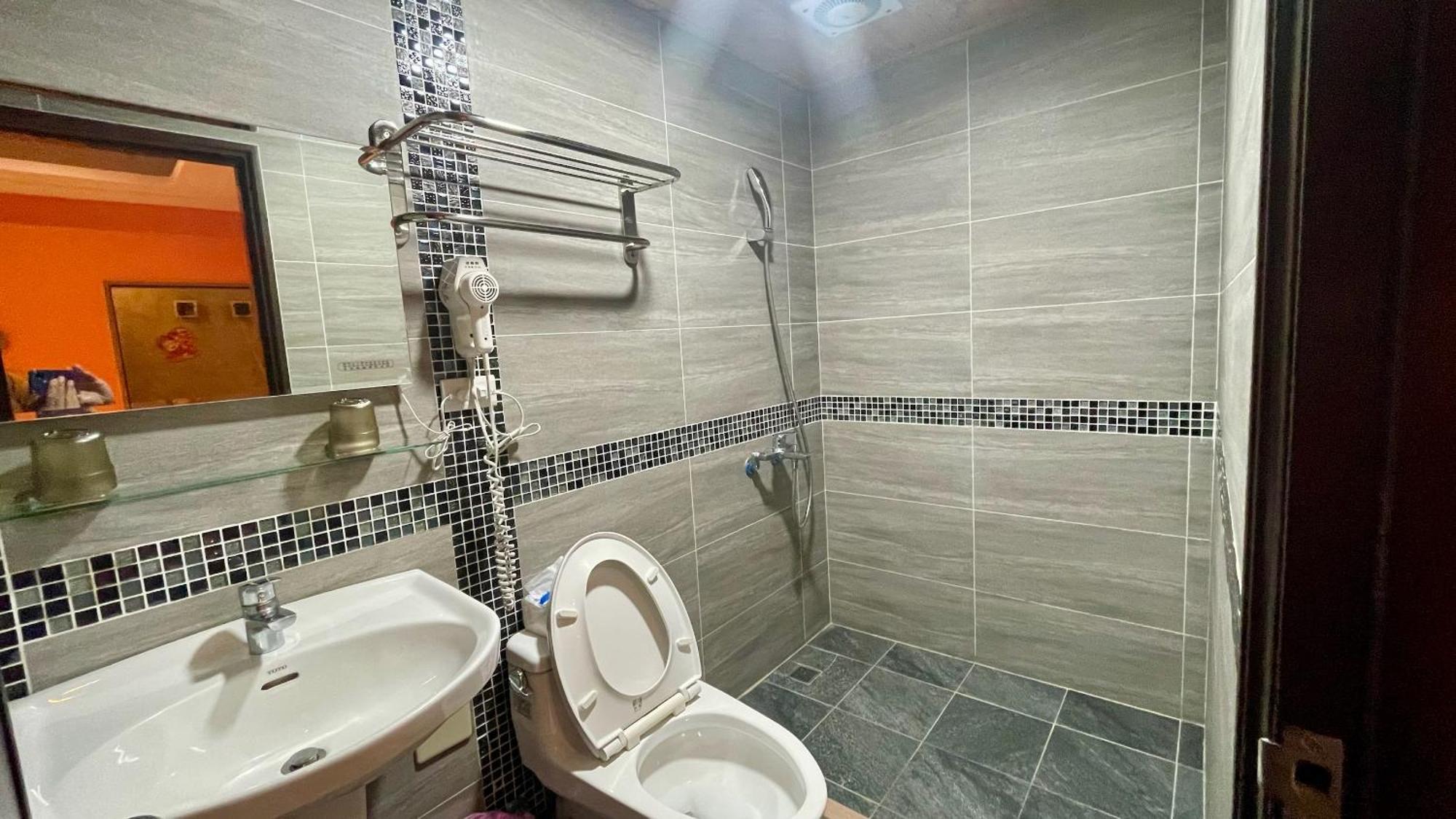Honey House Apartment Луодонг Екстериор снимка